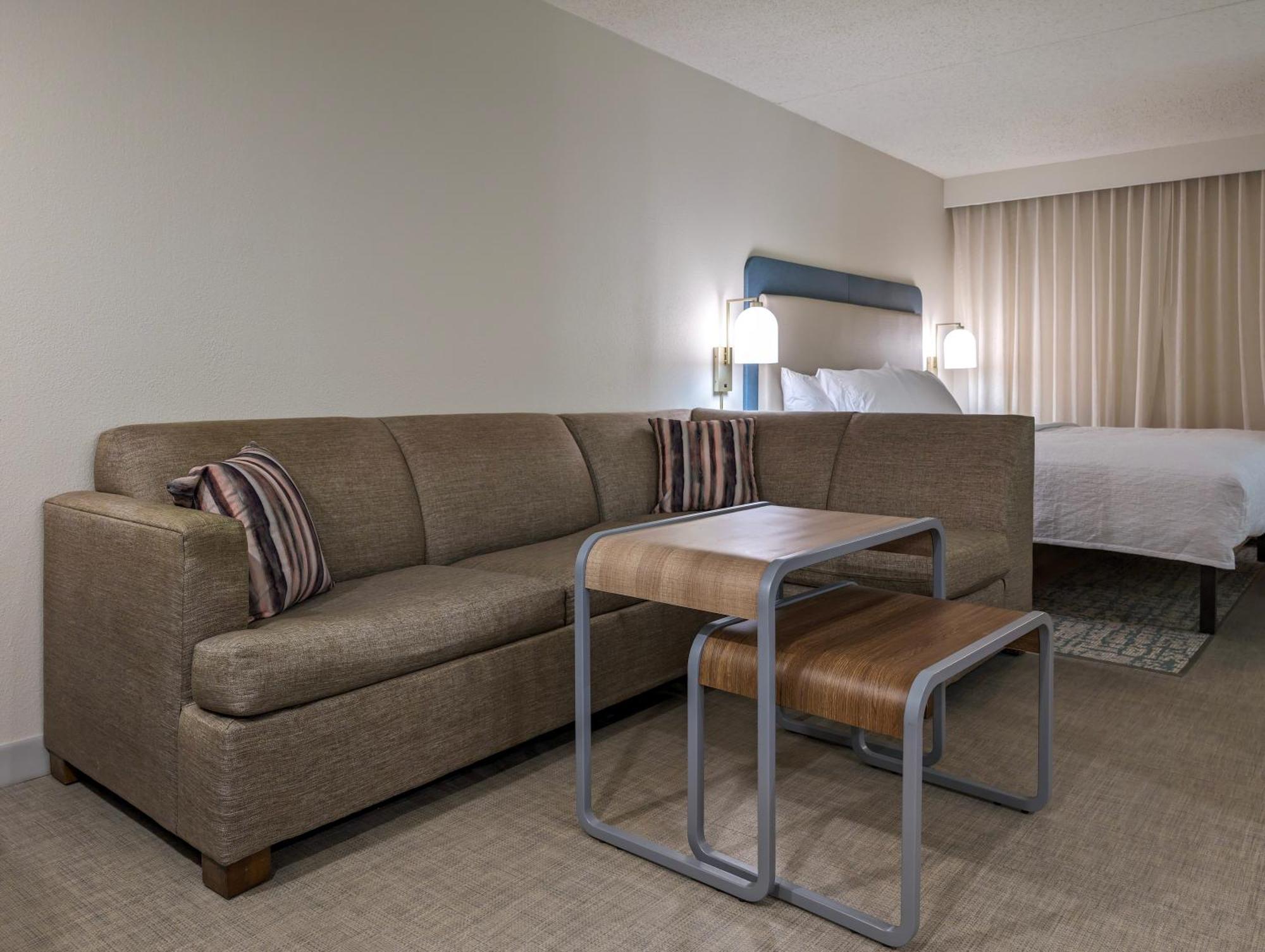 Homewood By Hilton Airport 3*